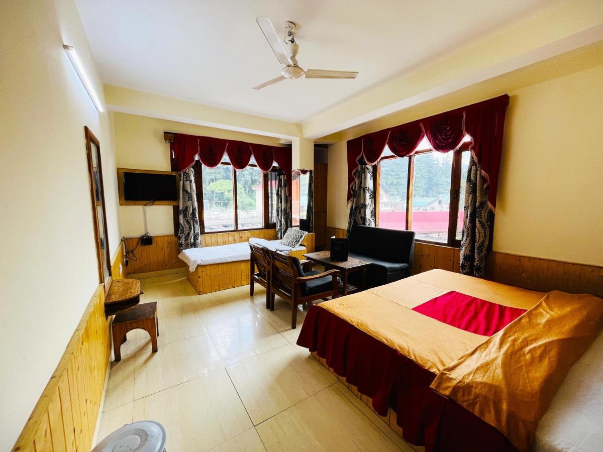 Hotel Snow Mountain Mall Road Manāli Exterior foto