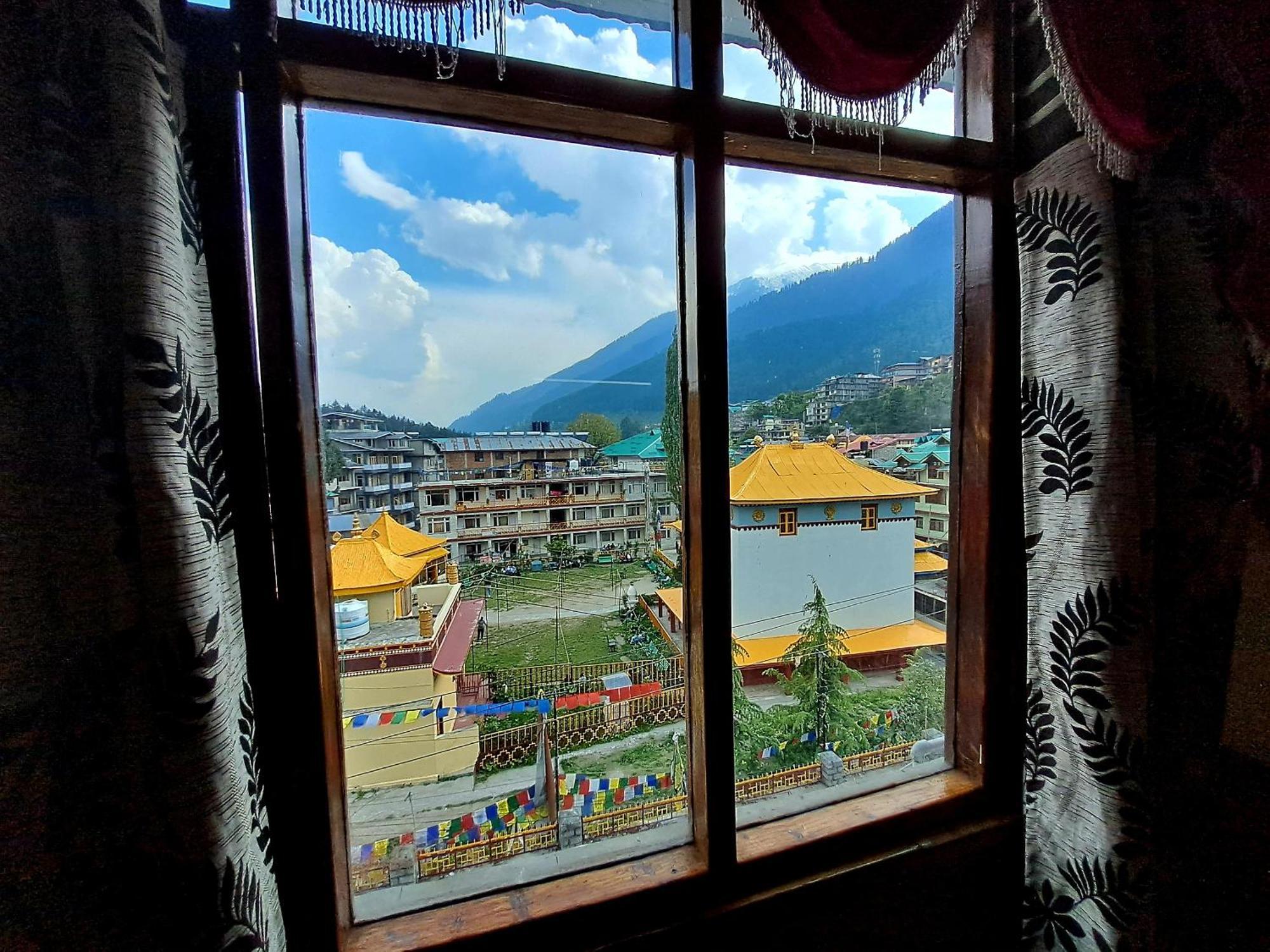 Hotel Snow Mountain Mall Road Manāli Exterior foto